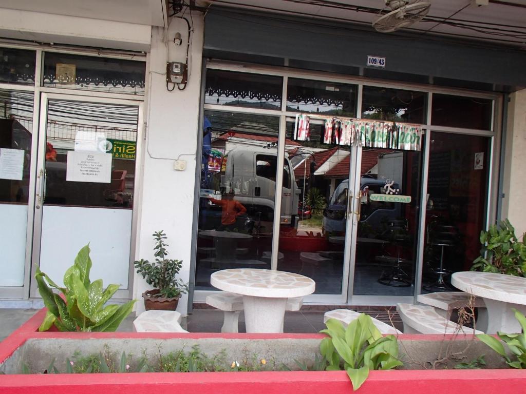 Little Austria Tams Guesthouse Chaweng  Exterior foto