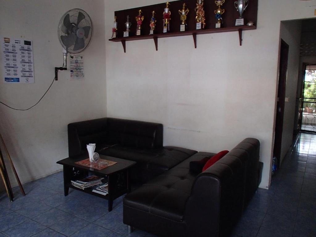 Little Austria Tams Guesthouse Chaweng  Exterior foto