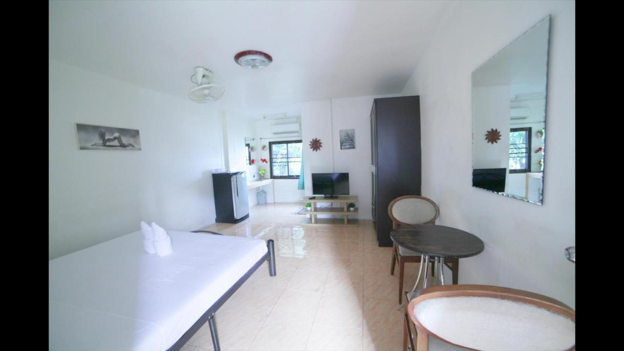 Little Austria Tams Guesthouse Chaweng  Exterior foto